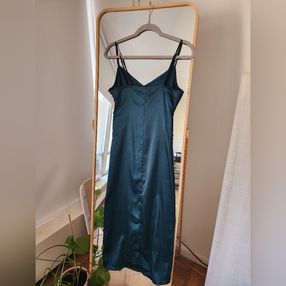 Emerald Green Slip Midi Dress - Picture 3 of 4